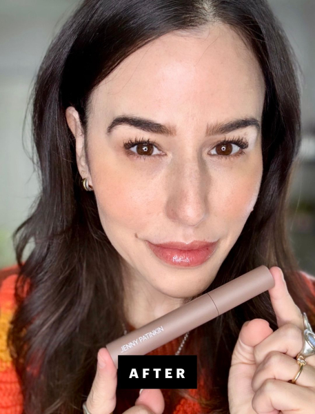 Marci Robin holding up mascara